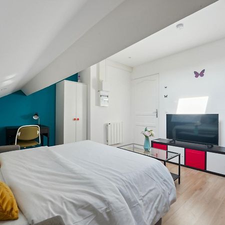 Budget Appart Avec Parking Au Centre-Ville Шарлевіль-Мезьєр Екстер'єр фото